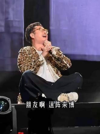 不想成为歌手的喜剧演员怎能算是个好嘉宾?教练真是多才多艺!