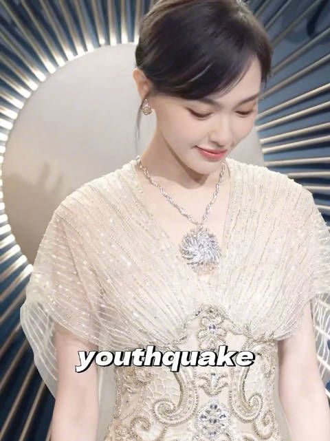 唐嫣Tiffany活动现场,闪爆了