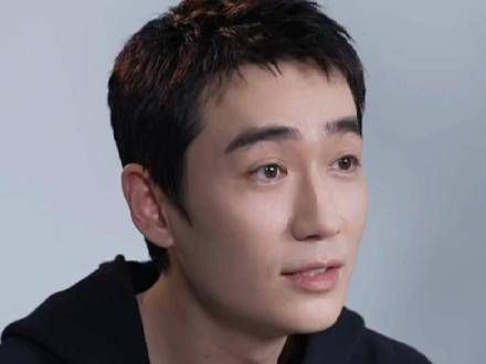 又说这是电影频道哎,不是我记仇,这是 朱一龙 自己说的人生大事 朱一龙