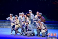 桂剧《南宁女儿邓颖超》上演 展现妇女先驱精神