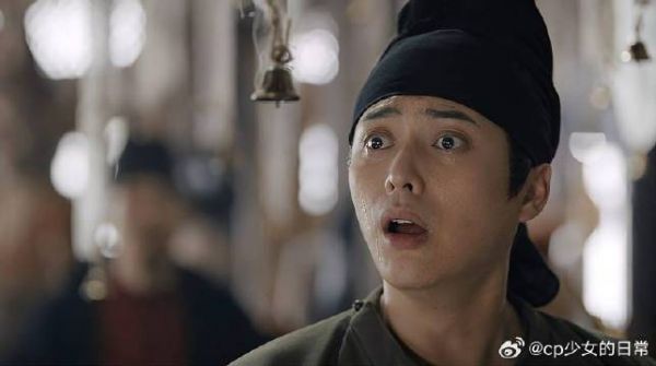 捕快狗眼看人低,瞧不起新县令,下秒苏无名神兵天降