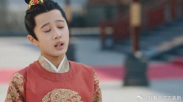 小太子在线磕糖，相当容钰女婿！