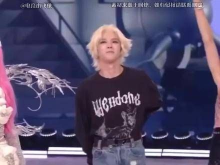 华晨宇斩获11杀,其孪生弟弟花傲天则拿下4杀