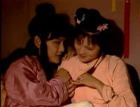 红楼梦：宝玉照袭人肚子就是一脚，明说是误踢吐血，实为踢流产了