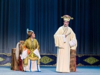 师徒同台 三代川剧人全新解读《玉簪记》