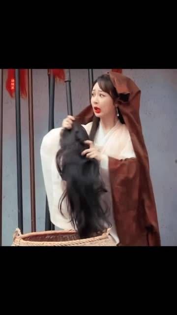 安利给全球的杨紫 我爱这幽默的女孩只是随口一说!