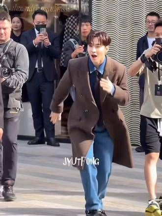 Henry 无论何时都喜欢开玩笑