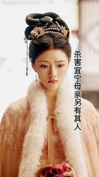亲身女儿站出来指控自己的母亲