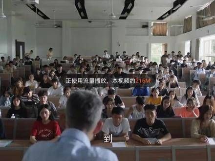 二十不惑,三十而已,两部剧交错上演,别有一番趣味
