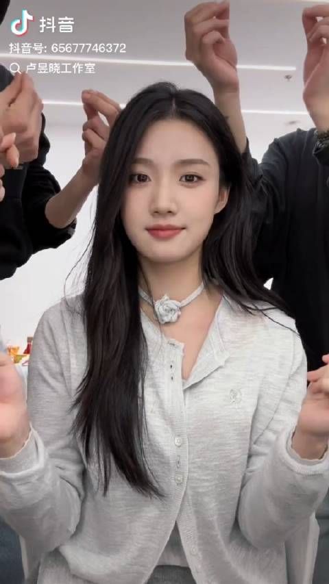 卢昱晓 抖更新了手势舞,选对妆发美的好轻松
