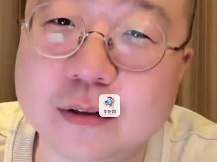 近日，李诞在直播中谈及黄磊烹饪的水平，表达了对这件事持续时间的困惑…