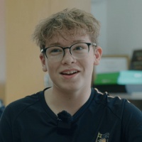 每逢春节包饺子，这个英国男孩有个“中国胃” | 老外讲故事·中华文化圈粉记