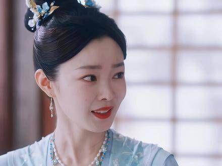 误以为儿子偏爱男生,当初对女主不屑一顾,如今却急切地在线催促结婚!