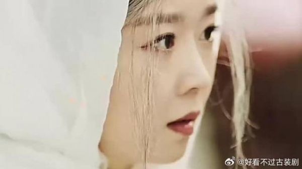 九灵成了老人被大家嫌弃,九灵把容钰的爱情交给了郡主