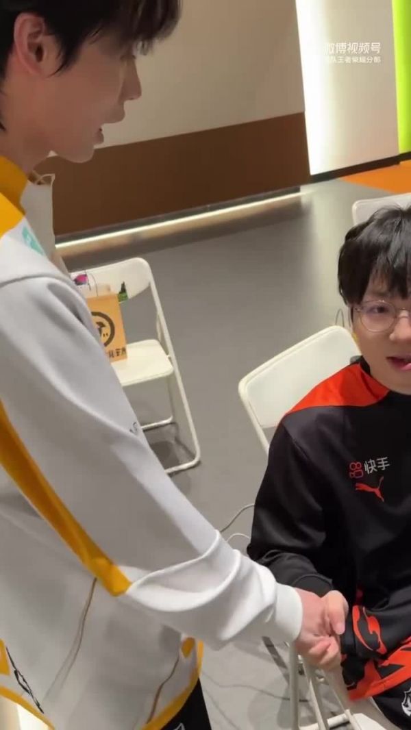 @狼队向鱼 秋刀鱼见面!