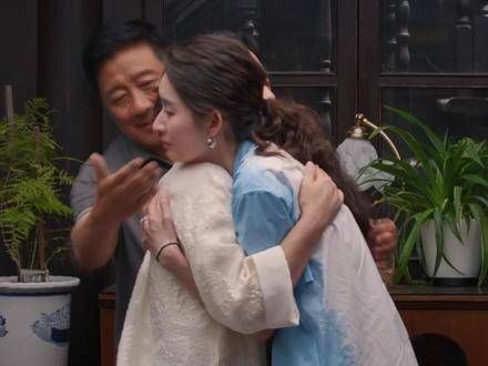 没有血缘的牵绊,却充满了无限的关爱与温情!