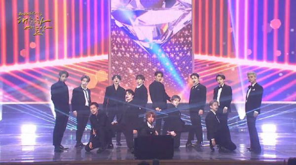 四年前的今天(201028),SEVENTEEN 激动人心的音乐和朗朗上口的说唱