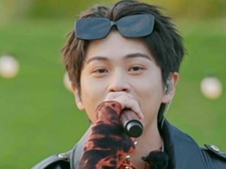 用旋律表达态度,唱响内心的声音,音你而来 潘玮柏