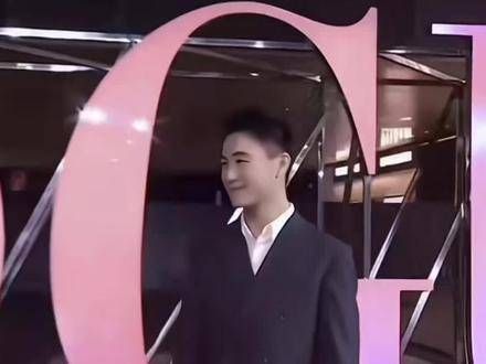 这就是小说照进现实了吧