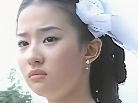 17年后重温《金粉世家》,金家小姐的命运各不同:大姐转型成为制片人…