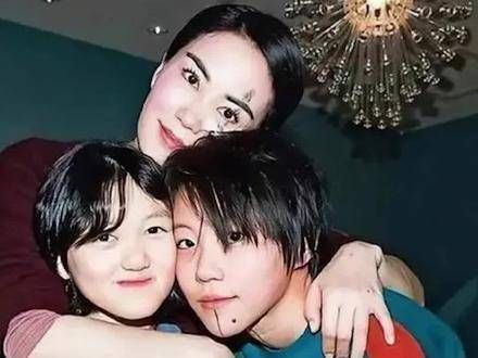 王菲后来在接受采访时提到,她的信仰让她无法放弃这个生命