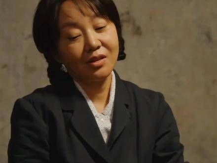 长儿媳辛勤忙碌了一整天,然而婆家却不让她上桌用餐