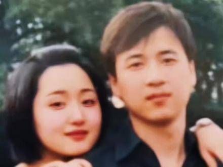 杨钰莹与赖文峰，爱情起初皆是绚烂如画