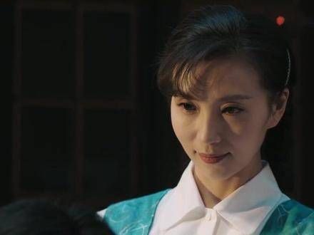 近日,陈好在热门剧《功勋》中扮演了一位角色,时隔6年,依旧风采不减…