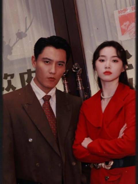 前方是大佬组合@演员蒋鹏宇 与@刘擎擎擎擎擎 向你走来,走路带风,潇洒霸气!