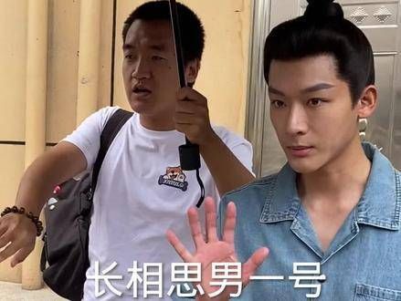 自己亲手关门的明星真是难得,从细节处可见人品,祝愿他大火大爆!