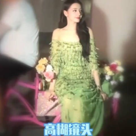 高糊镜头一样美的发光