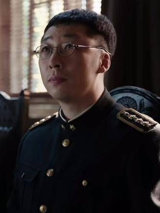 潘越明晋升为特务科副科长,实则地位下降