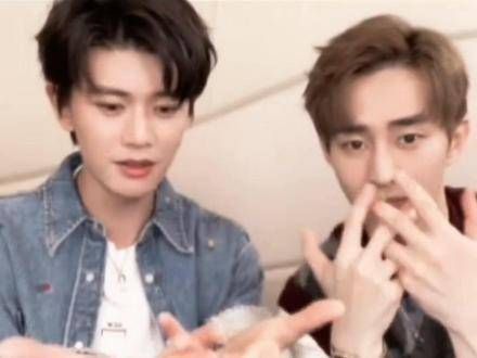 元能结印的手势，嘉伦现场教学