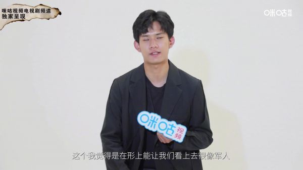 专访上线!@赵润南Alen 在谈到再次出演战争类作品时…