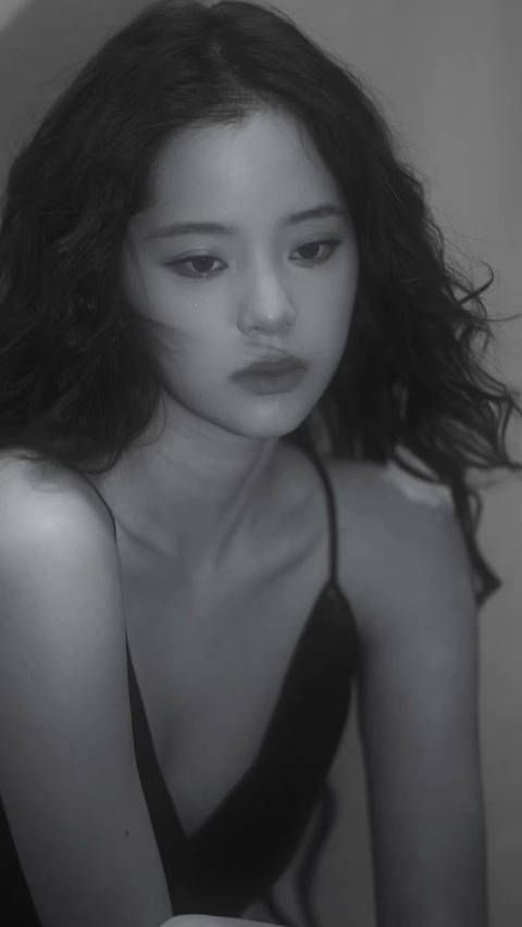 夜幕低垂,灯火阑珊 不是孤独的寂静 而是万千星光汇聚的序曲…