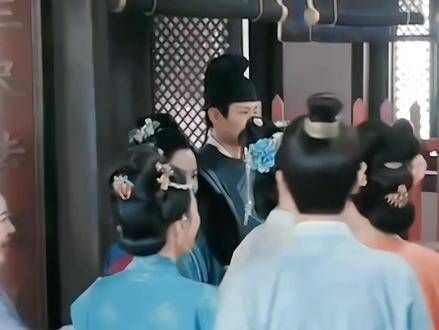 花家的女眷们也在不断成长,从前她们严格遵循的“女子不与外男相见”的规矩…