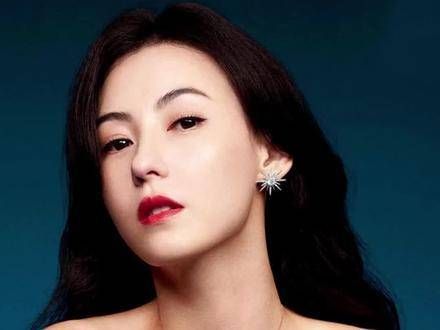 张柏芝身体不适,谢霆锋八百万转账背后的情感深厚