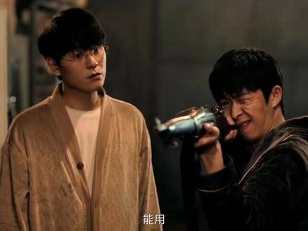 海哥,小马哥你们这是穿睡衣聚会吗?