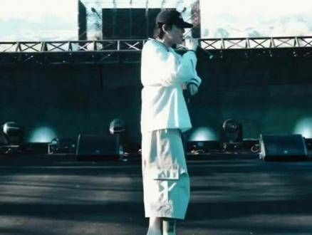 又挖掘到一首早安金曲!真的很好听!