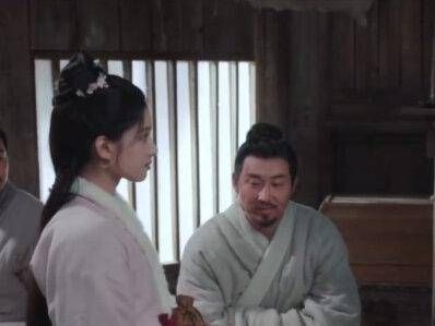 这一刻花芷感到幸福,因为她不再是花家的家主,也不是任何人的老板…