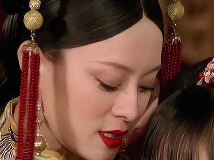 胧月终究用一生填补了那九连玉环,敬妃也始终未能等到胧月和亲归来