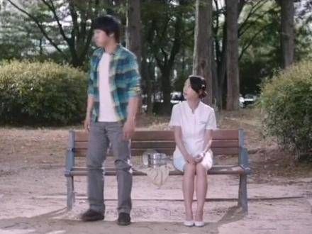 昨天观看了《李焕英》，泪点时刻立刻想到了那部韩国电影《开心家族》…