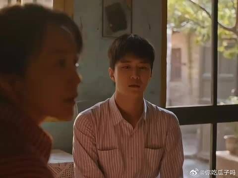 图南怕不是个白眼狼吧,居然跟保护自己的妈妈对着干
