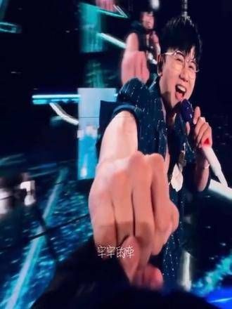 我不管,他就是拉我了!