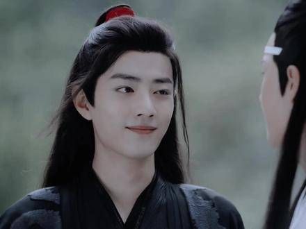 “我拈来一缕春风,春风也沉醉”