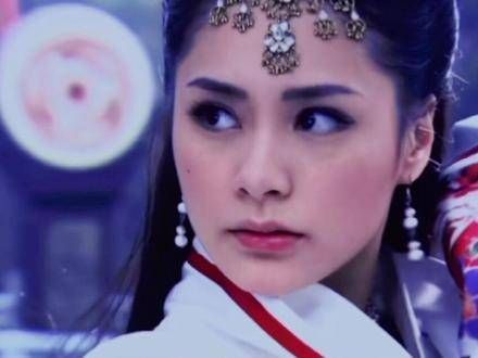 丁瑶 仙乐明明是由一人饰演的,就是觉得仙乐好看