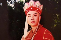 西游记中，唐僧是金蝉长老的转世，那么金蝉子是什么来历？