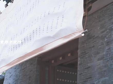 所以前些年放榜时，他们的伤心真是难以言喻呀