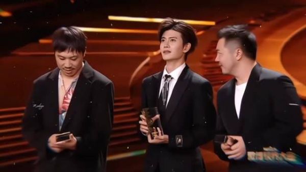 “年度优秀演员”超哥,你真是棒极了!