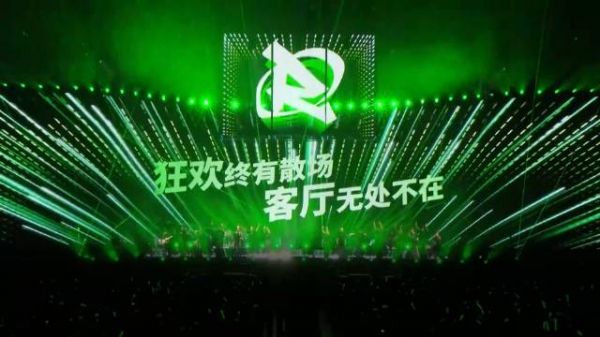 王源客厅狂欢巡演五站回忆,一些治愈又高燃的夏天 用心做音乐做舞台的源哥…